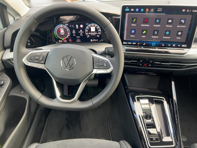 Volkswagen Golf eHybrid