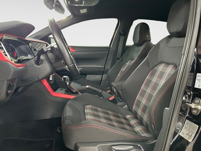 Volkswagen Polo 2.0 TSI DSG