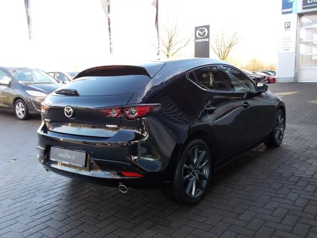 Mazda 3 Exclusive-line