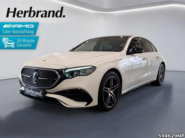Mercedes-Benz E 220 AMG Line E 220 d Sedan
