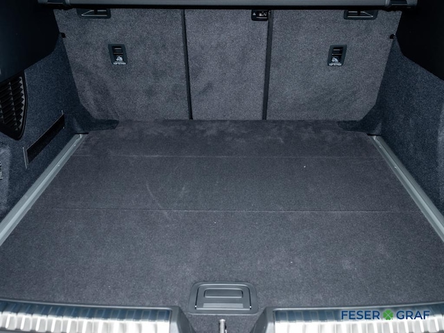 Audi A6 Avant Quattro S-Tronic