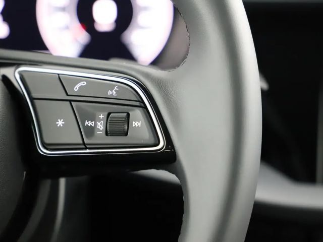 Audi A3 30 TFSI Sedan