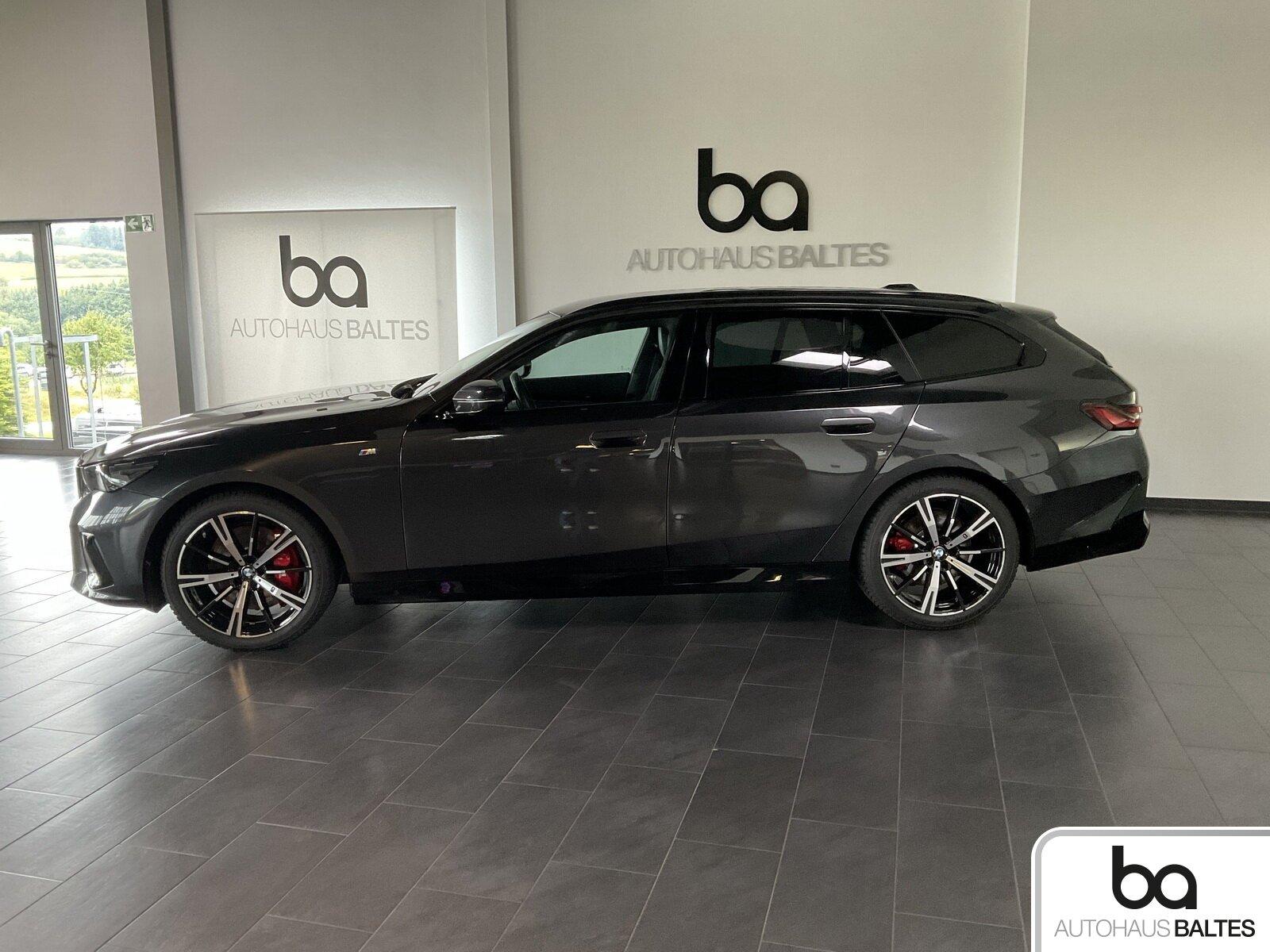 BMW 540 540d M-Sport Touring xDrive