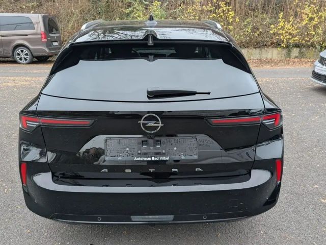 Opel Astra Elegance Sports Tourer