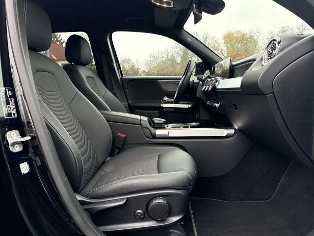 Mercedes-Benz GLB 200 4MATIC