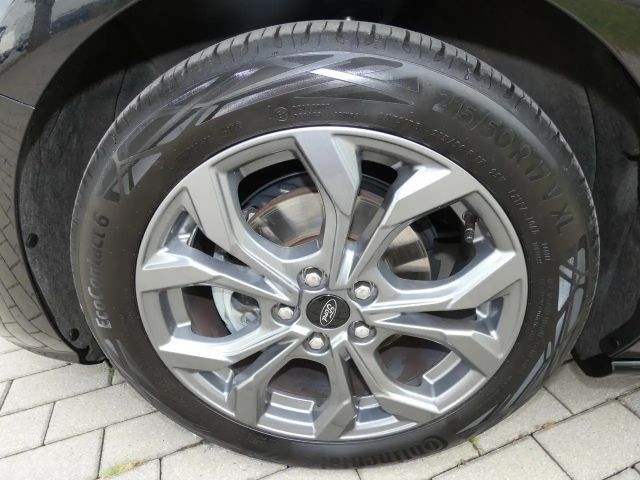 Ford Focus ST Line Wagon