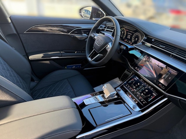 Audi A8 60 TFSI Hybride Quattro
