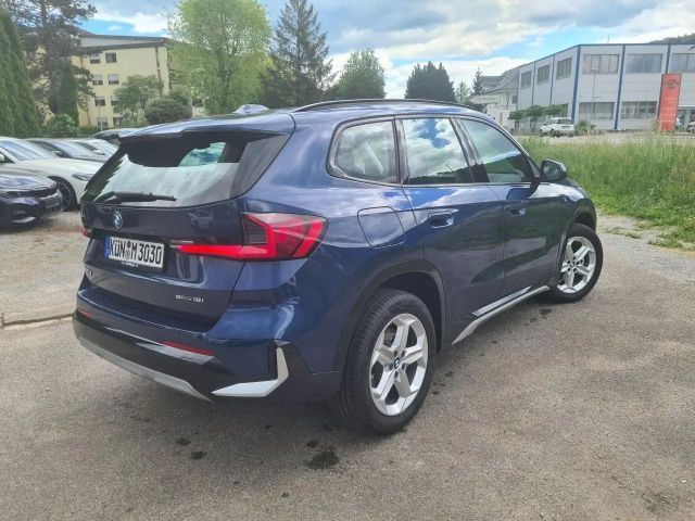 BMW X1 BMW  s18i AHK 18" X Line Bluetooth Navi Klima