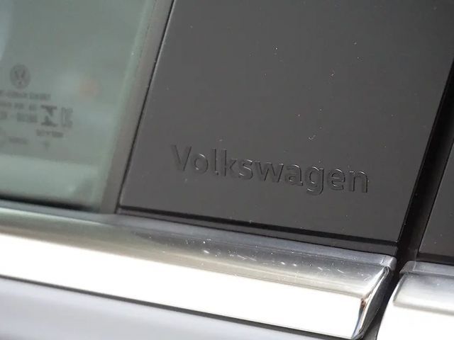 Volkswagen Golf 2.0 TDI DSG Style