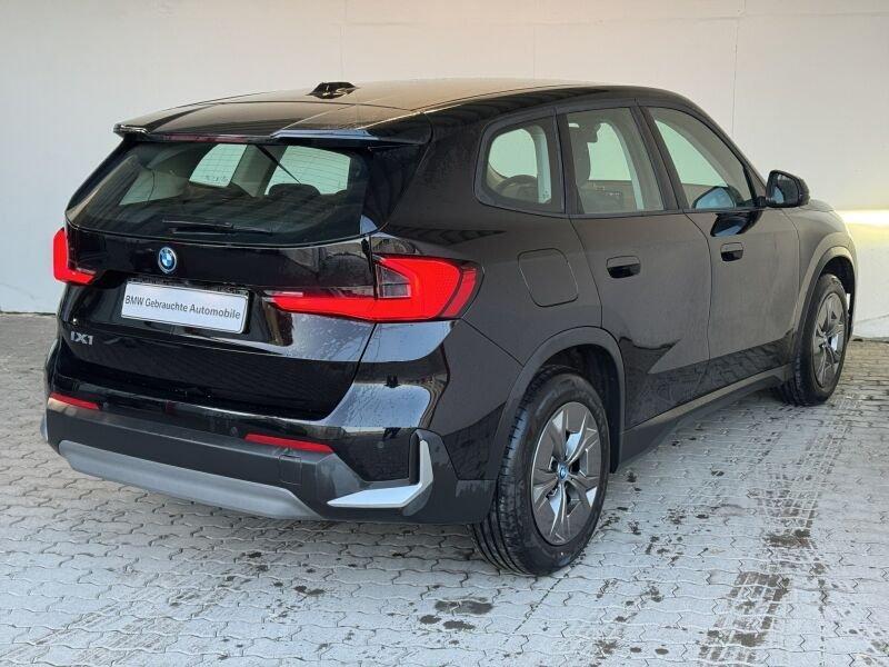 BMW iX1 xDrive30