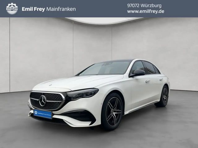 Mercedes-Benz E 200 Sedan