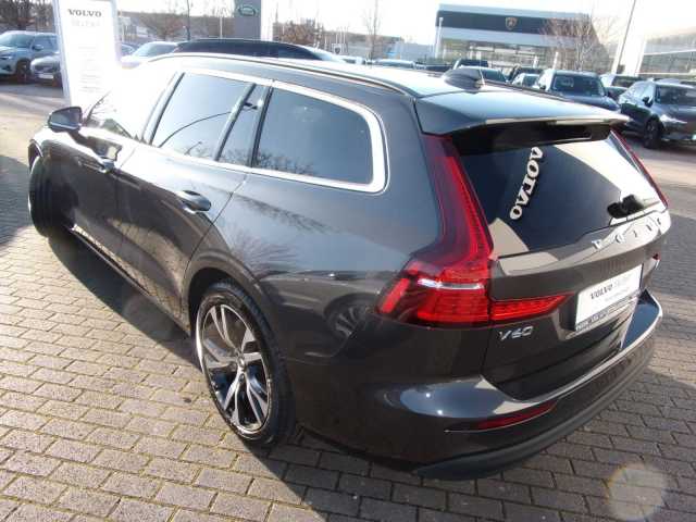 Volvo V60 Core