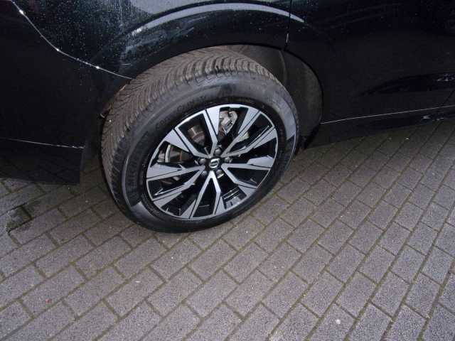 Volvo XC60 AWD Dark Plus