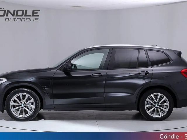 BMW X3 xDrive30e