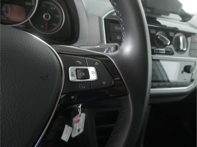 Volkswagen up! 1.0 MPI Active