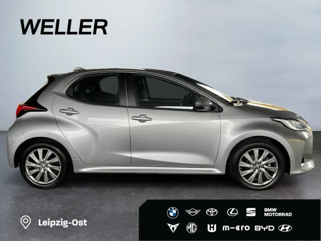 Toyota Yaris Hatchback Team D