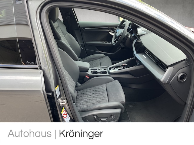 Audi RS3 Quattro S-Tronic Sedan