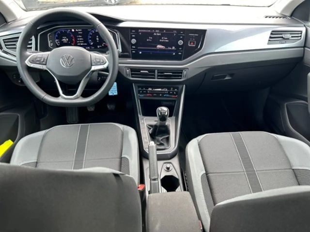 Volkswagen Polo 1.0 TSI IQ.Drive Style