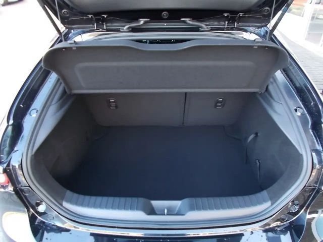 Mazda 3 Exclusive-line