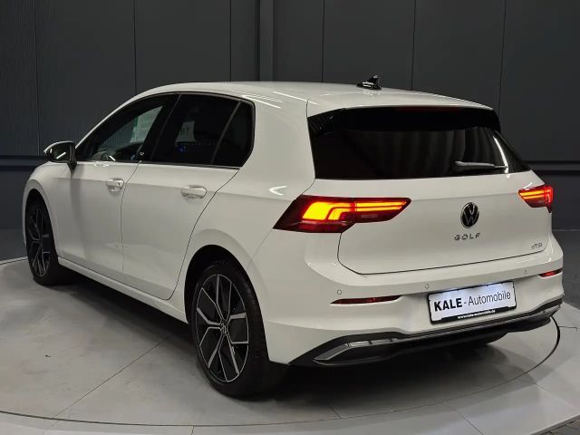 Volkswagen Golf 1.5 eTSI