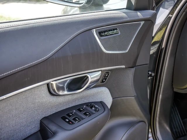 Volvo XC90 AWD Bright Plus Recharge