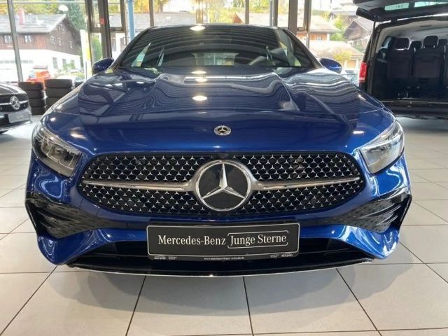 Mercedes-Benz A 200 AMG Line