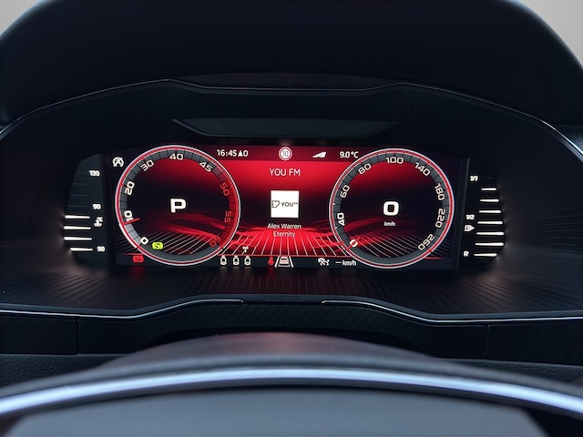 Skoda Superb 2.0 TDI Combi Sportline