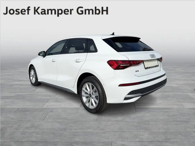 Audi A3 30 TFSI Sedan