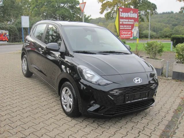 Hyundai i10 1.0
