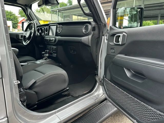 Jeep Wrangler 4xe Sahara