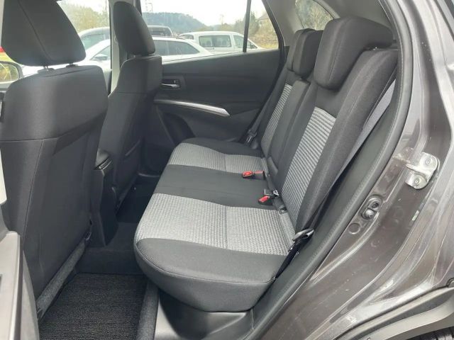 Suzuki S-Cross Hybrid