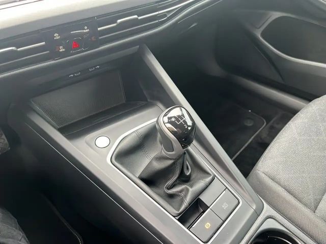 Volkswagen Golf 1.5 TSI Life Variant