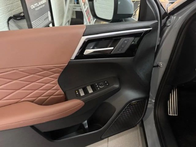 Mitsubishi Outlander 4WD PHEV