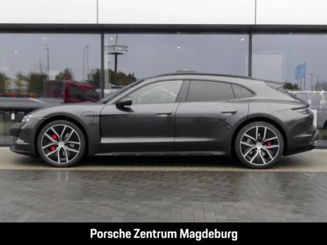 Porsche Taycan 4S Cross Turismo
