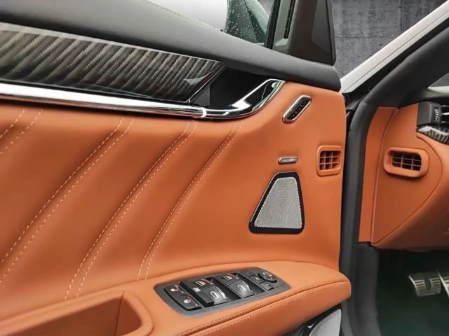 Maserati Quattroporte Trofeo