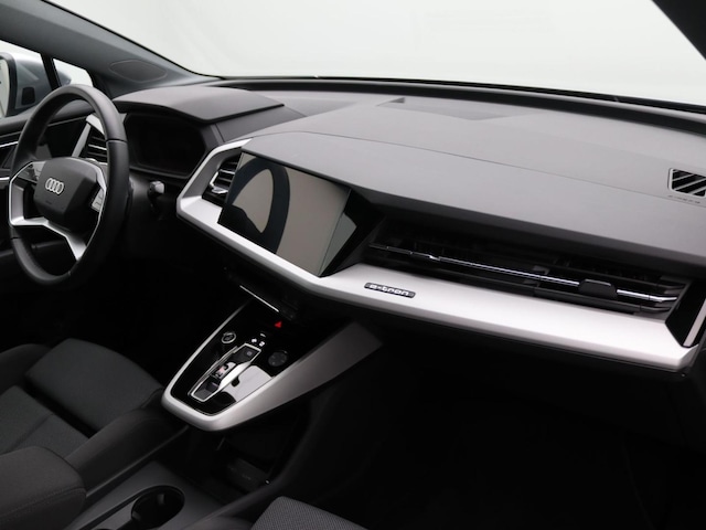 Audi Q4 e-tron SUV 45 e-tron Audi Q4 e-tron