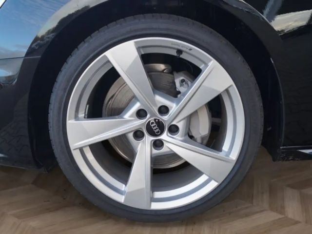 Audi A4 40 TFSI Avant S-Line