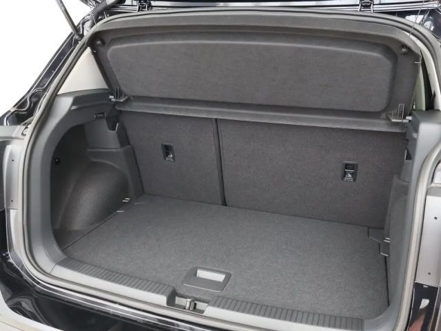 Volkswagen T-Cross 4Me TSI