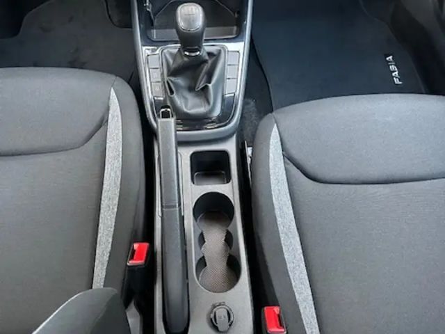 Skoda Fabia Essence PDC;CARPLAY;FSE;LED