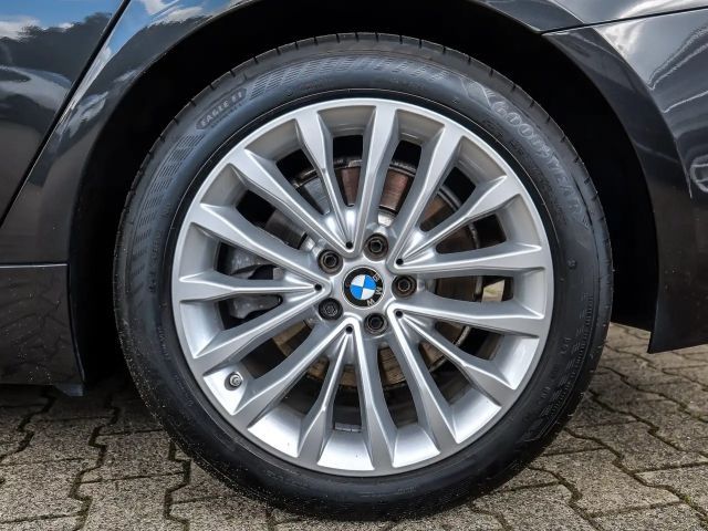 BMW 530 530i Luxury Line Touring
