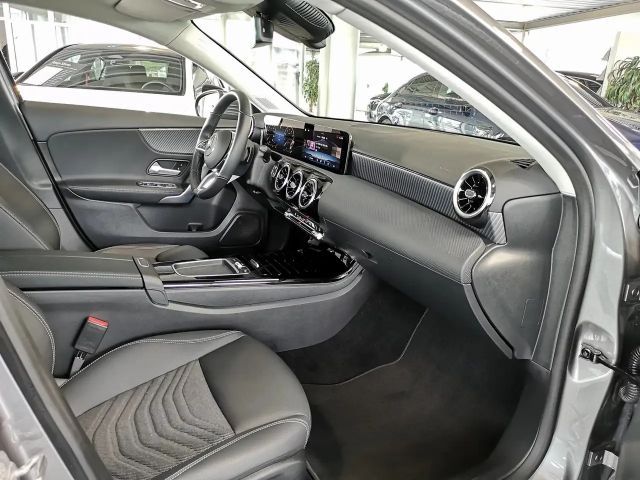 Mercedes-Benz A 180 Progressive