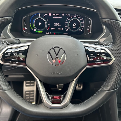 Volkswagen Tiguan Tiguan 1.4   R-L  P 110TSI D6F