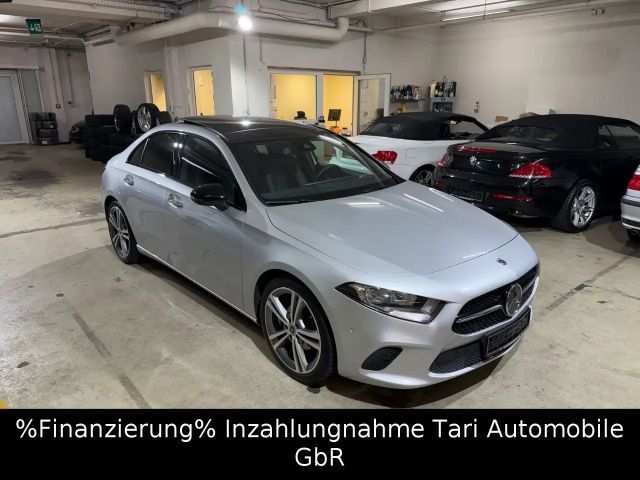 Mercedes-Benz A 180 Limousine Widescreen,Night,Pano,Burmes,19"