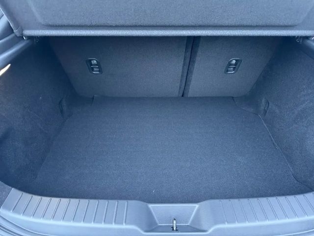 Mazda 3 2.5L Homura SkyActiv e-Skyactiv