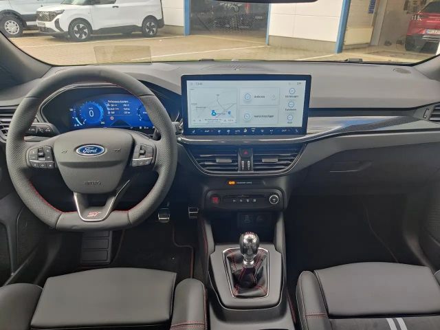 Ford Focus EcoBoost ST Line