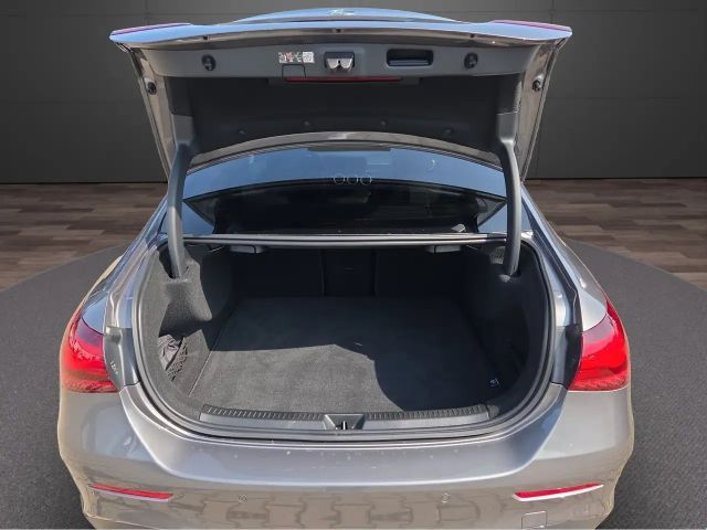 Mercedes-Benz A 250 4MATIC AMG Line Premium