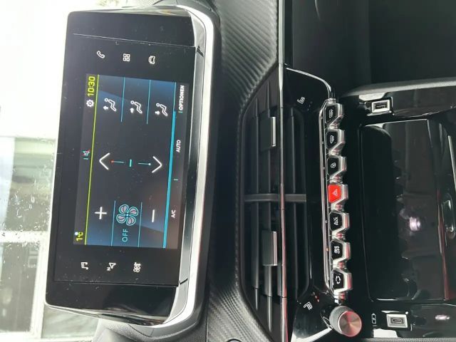 Peugeot E-2008 Allure Pack