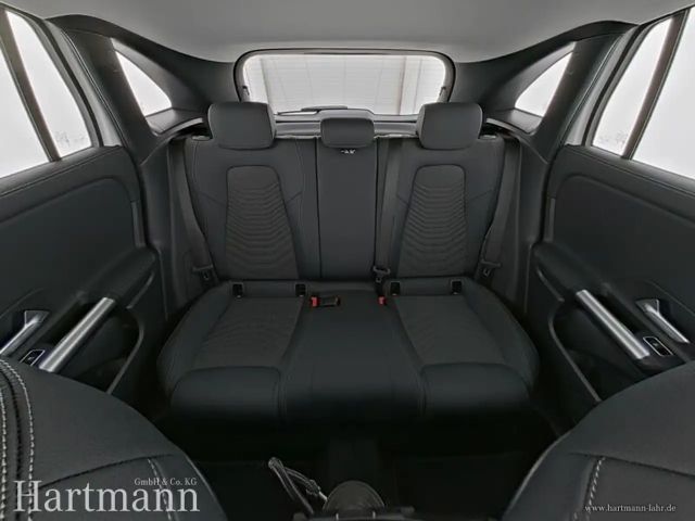 Mercedes-Benz GLA 220 4MATIC GLA 220 d