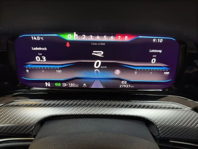 Volkswagen Golf IQ.Drive