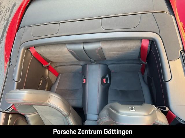 Porsche 992 4 Cabrio Carrera GTS